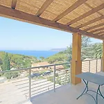 Ξενοδοχείο με διαμερίσματα Artemide 3*